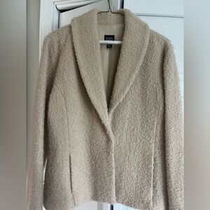 Eileen Fisher tan blazer
